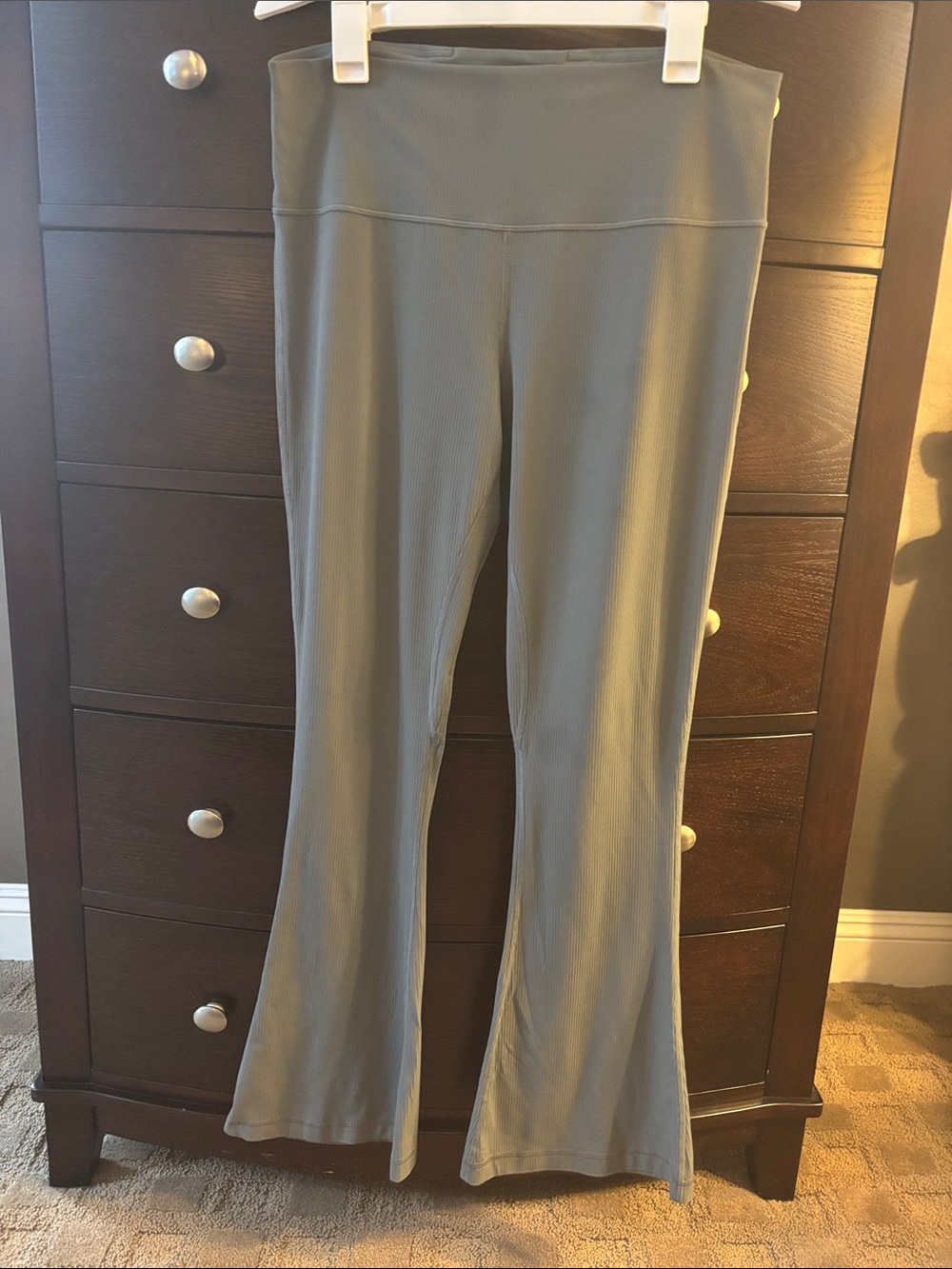 Lululemon Align high-rise mini-flared pant